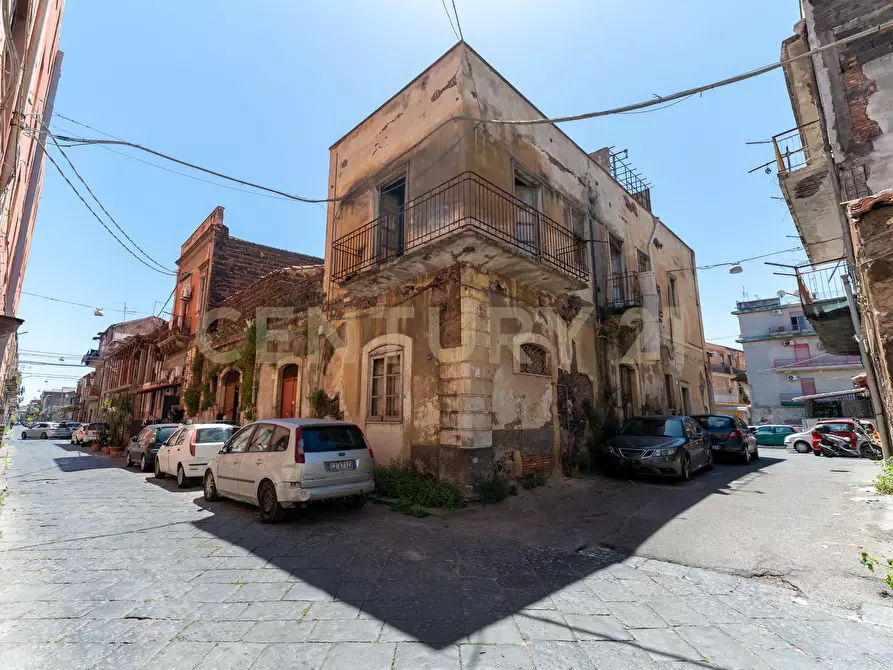 Immagine 1 di Terratetto in vendita  in Via delle Calcare 161 a Catania