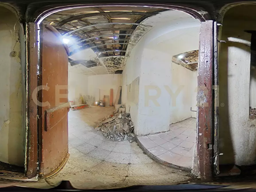 Immagine 33 di Villa in vendita  in Via Manganelli 1 a Mascalucia