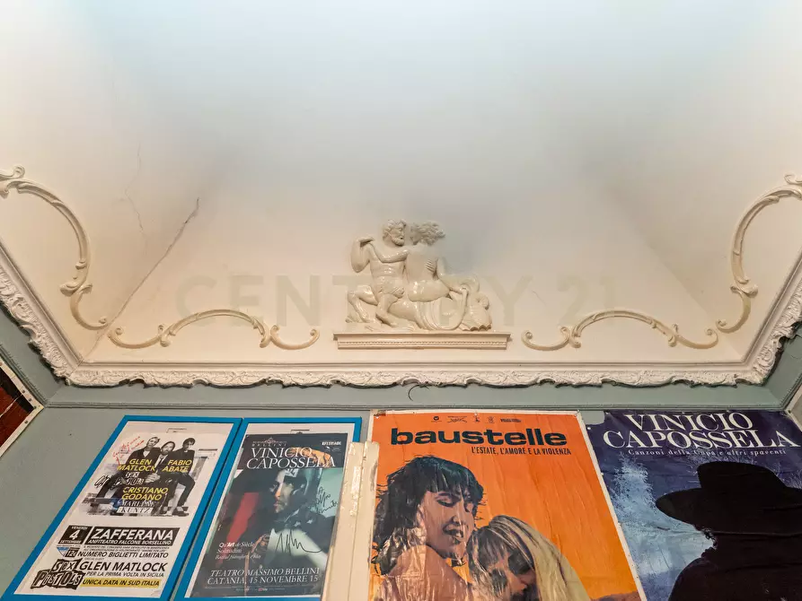 Immagine 6 di Casa indipendente in vendita  in Piazza Guglielmo Marconi 1 a Camporotondo Etneo