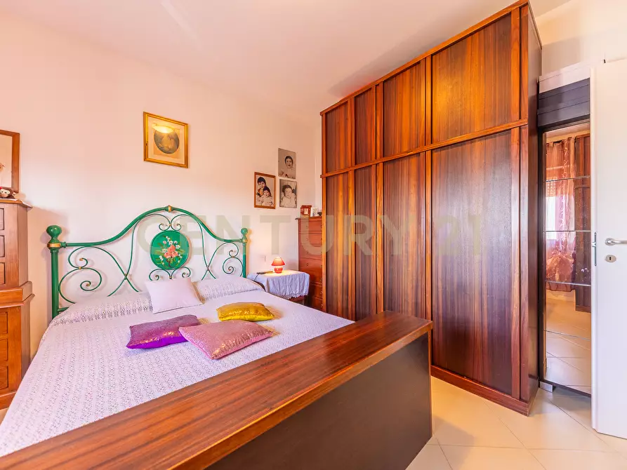 Immagine 11 di Bilocale in vendita  in Via Pollutri 6 a Roma