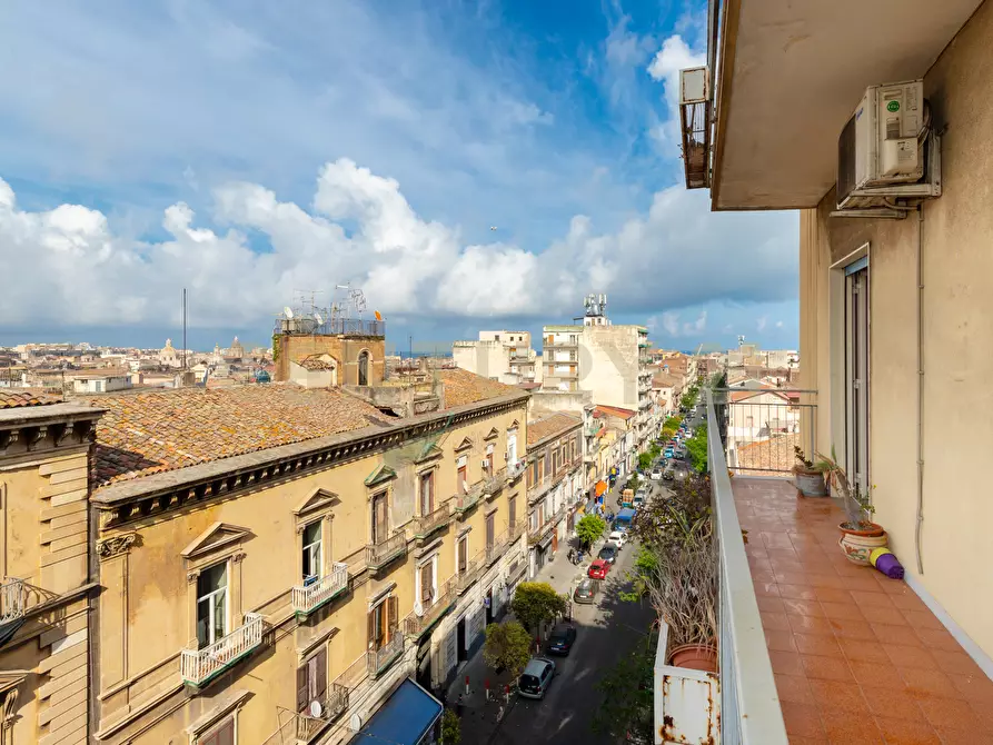Immagine 18 di Trilocale in vendita  in Via Pietro Platania 6 a Catania