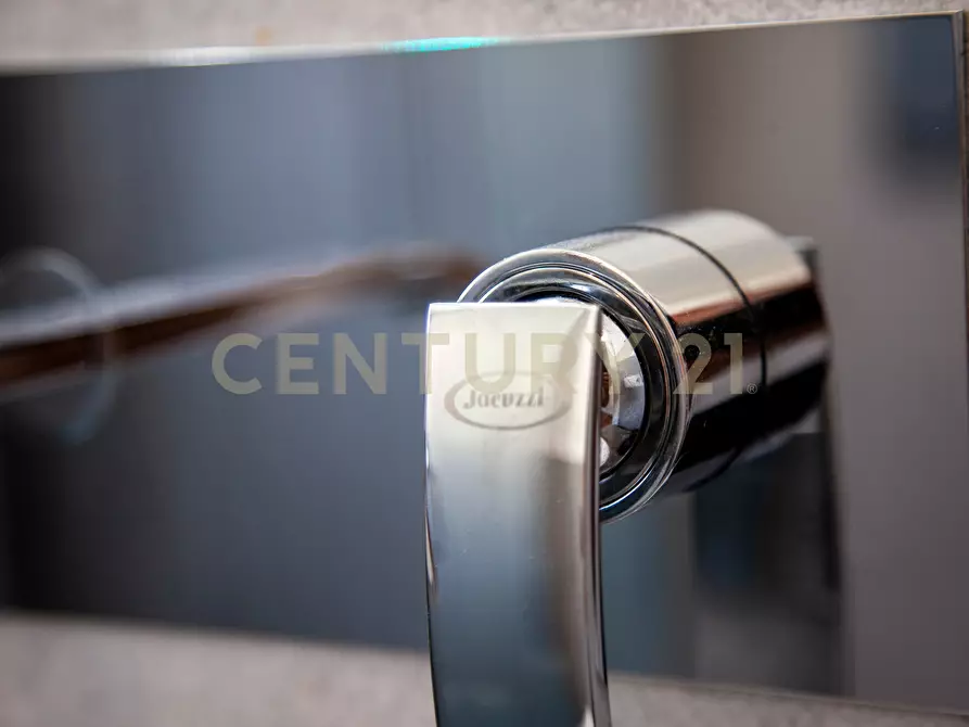 Immagine 55 di Bilocale in affitto  in Via Montecristo 10 a Roma