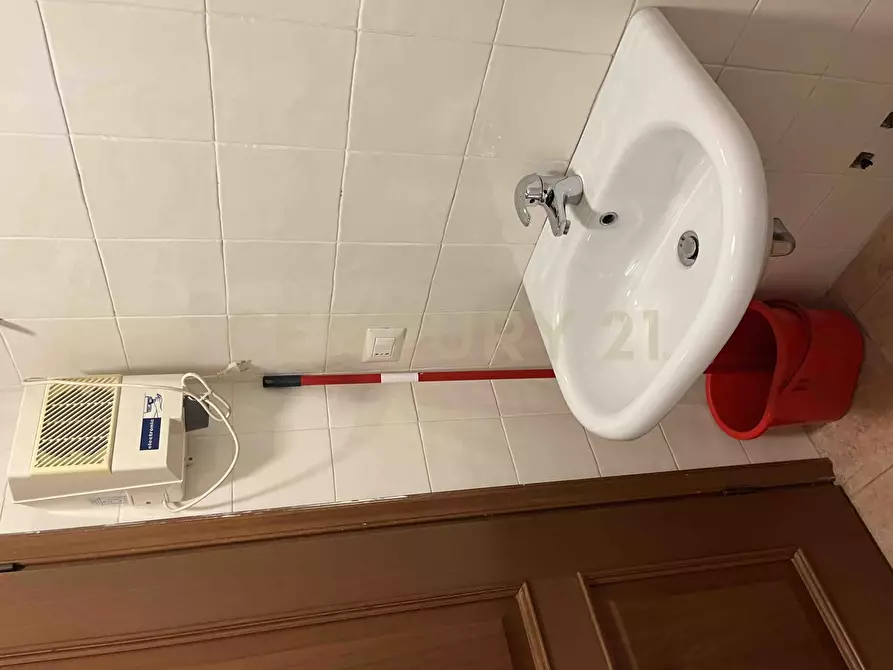 Immagine 19 di Trilocale in affitto  in Via dei Sommozzatori 7 a Roma