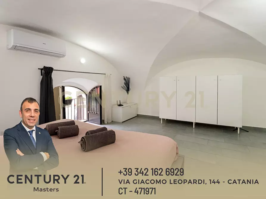 Immagine 22 di Bilocale in vendita  in Via Ospedale Vecchio 5 a Catania