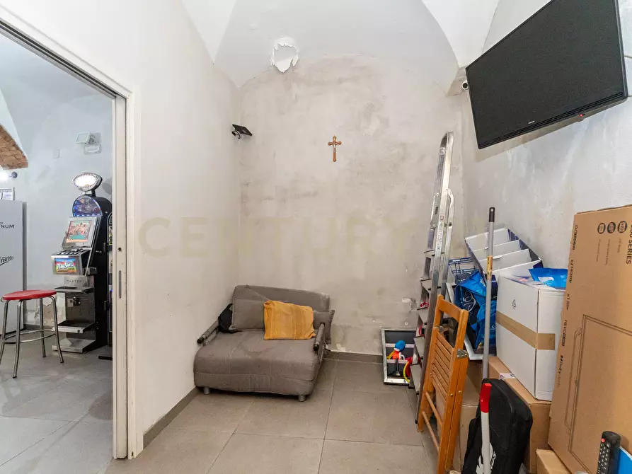 Immagine 19 di Tabaccheria in vendita  in Via Antonino di Sangiuliano 239 a Catania