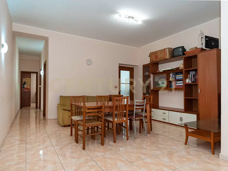 Immagine 33 di Pentalocale in vendita  in Corso delle Province 124 a Catania