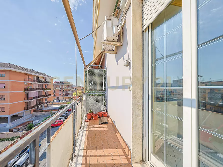 Immagine 20 di Quadrilocale in vendita  in Piazza dei Cigni 7 a Roma
