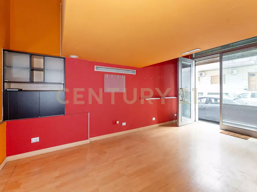 Immagine 7 di Locale commerciale in vendita  in Via Padova 64 a Catania