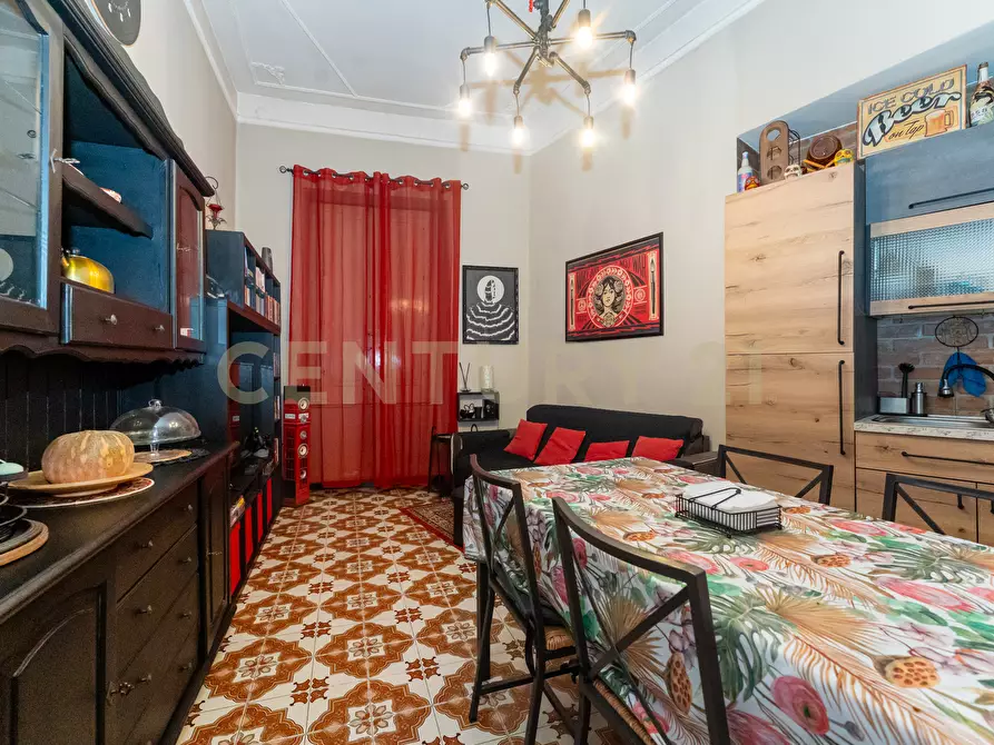 Immagine 10 di Casa indipendente in vendita  in Piazza Guglielmo Marconi 1 a Camporotondo Etneo