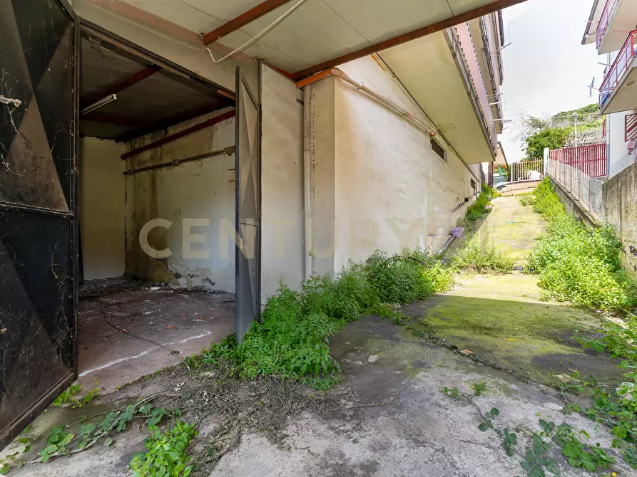 Immagine 22 di Garage in vendita  in Via Antonio de Curtis 27 a Misterbianco