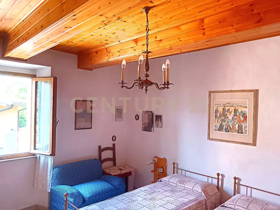 Immagine 37 di Pentalocale in vendita  in Via Mentana 15 a Abbadia San Salvatore