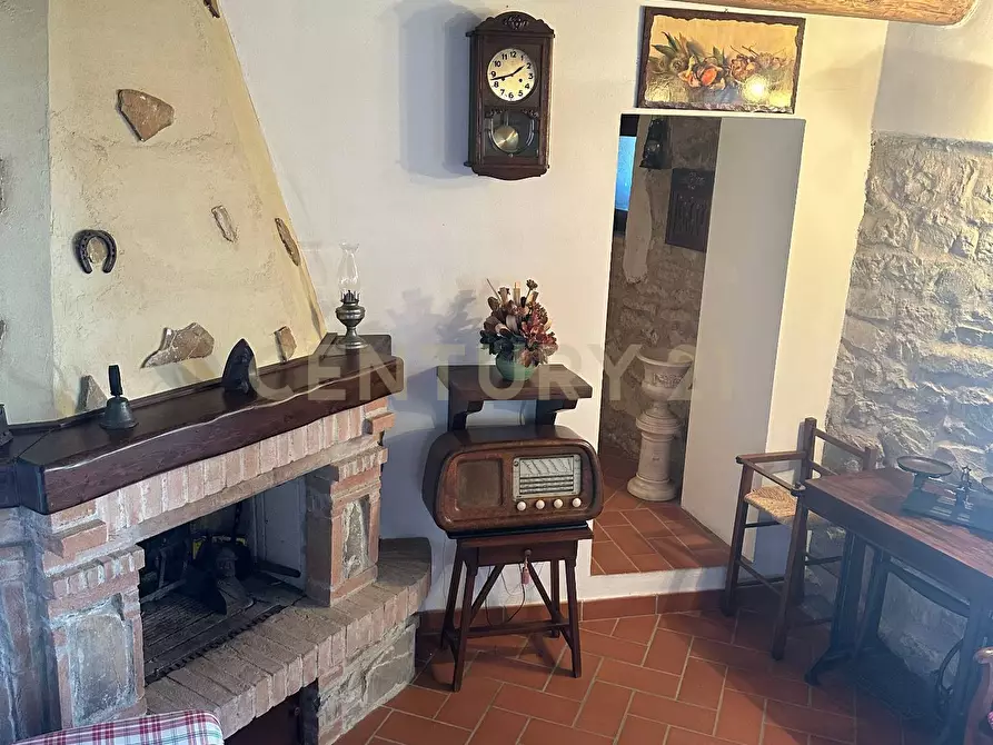 Immagine 9 di Pentalocale in vendita  in Via Porta San Francesco 1 a Cinigiano