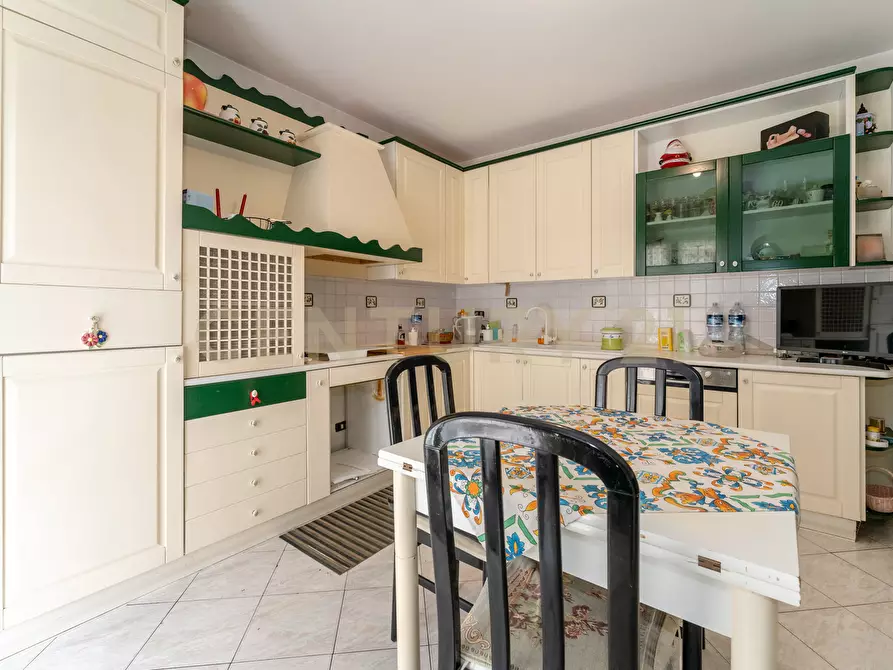 Immagine 23 di Villa in vendita  in Via Santa Rosa da Lima 17 a Catania