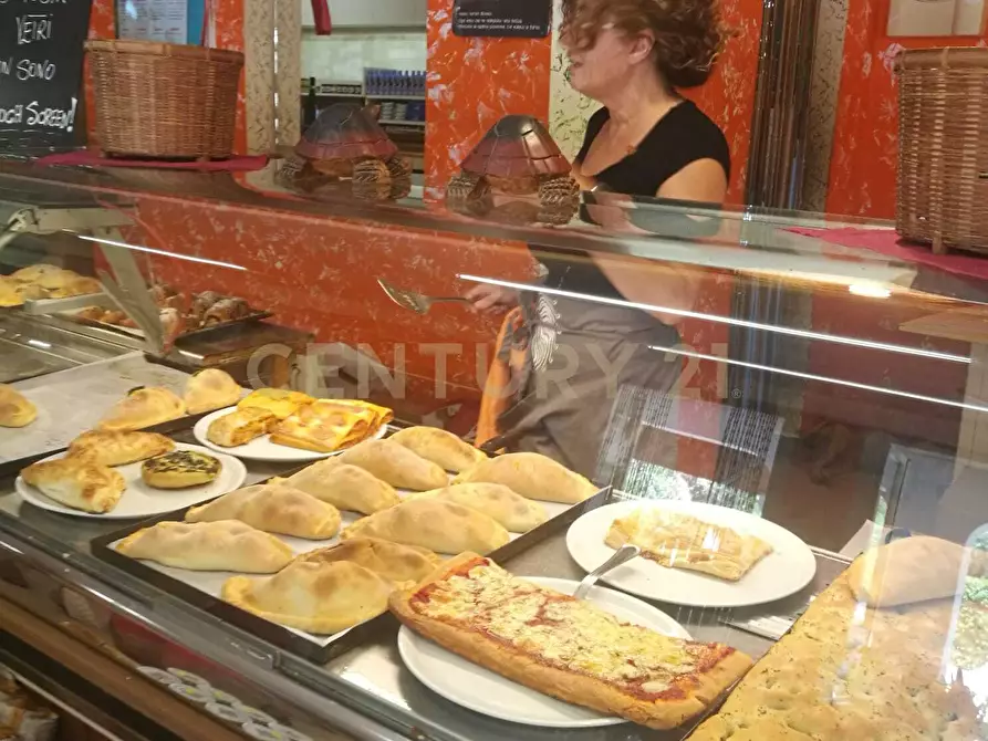 Immagine 8 di Locale commerciale in vendita  in Viale dei Lidi a Siracusa