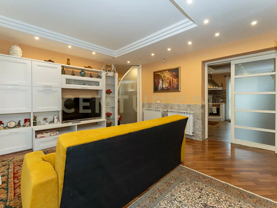 Immagine 19 di Trilocale in vendita  in Corso Indipendenza 230 a Catania