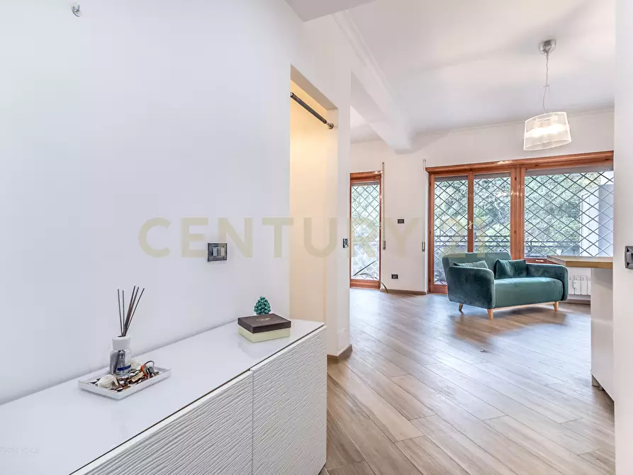 Immagine 25 di Bilocale in affitto  in Via Tomba di Nerone 14 a Roma