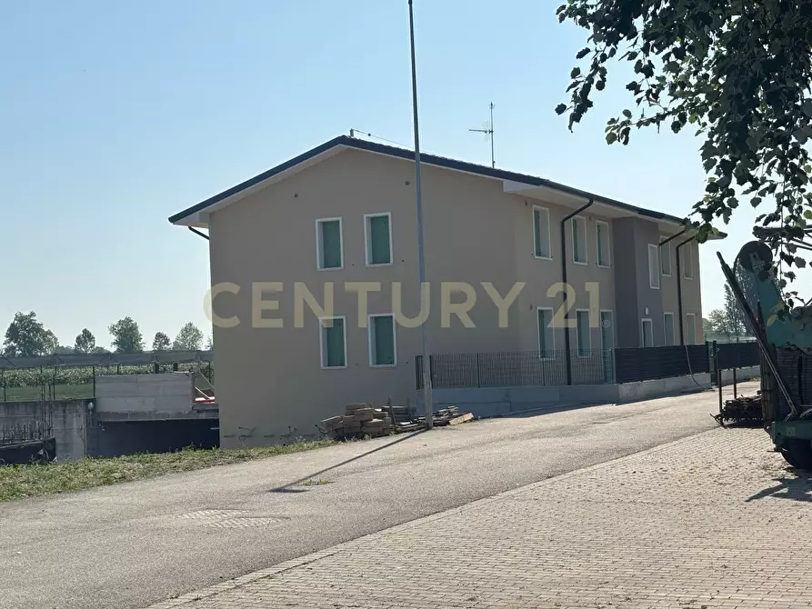 Immagine 28 di Trilocale in vendita  in Via Toffanelle Nuove snc a Zevio
