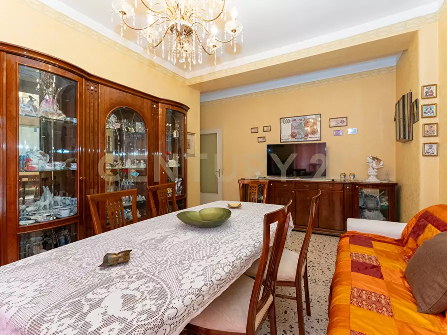 Immagine 2 di Trilocale in vendita  in Via Grasso Finocchiaro 75 a Catania