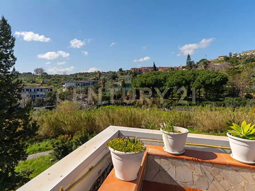 Immagine 31 di Appartamento in vendita  in Via Stazione 12a a Aci Castello