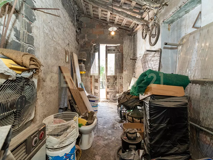 Immagine 50 di Casa indipendente in vendita  in Via Roma 66 a Camporotondo Etneo