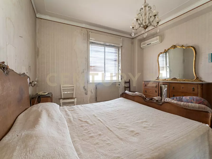 Immagine 49 di Pentalocale in vendita  in PIazza Indipendence 3 a Misterbianco