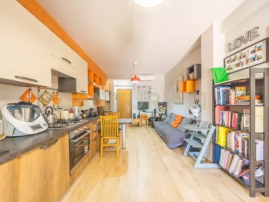 Immagine 31 di Trilocale in vendita  in Via di Quarto Rubbie 16a a Roma