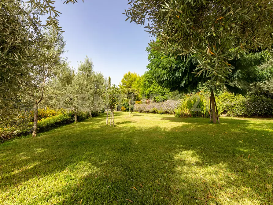 Immagine 65 di Villa in vendita  in Via Brinzio 20 a Aci Catena