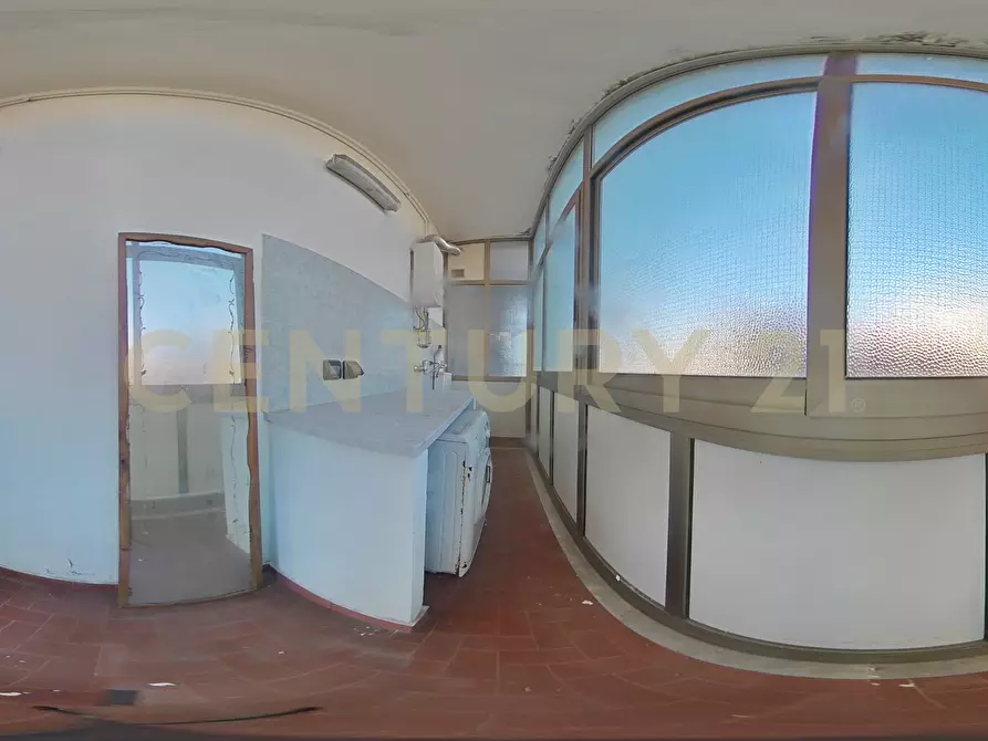 Immagine 37 di Appartamento in vendita  in Via Guglielmo Marconi 36 a Valverde