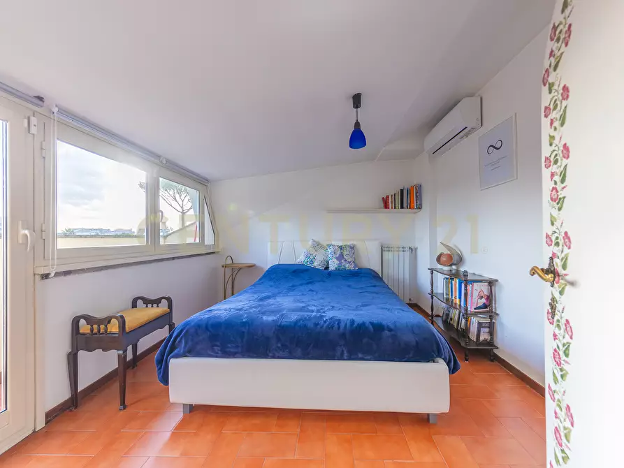 Immagine 51 di Casa bifamiliare in vendita  in Via Paolo Monelli 11 a Roma