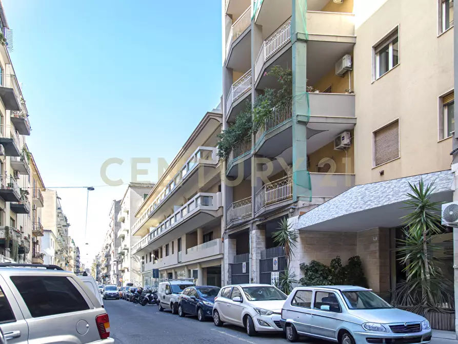 Immagine 7 di Garage in vendita  in Via Milano 93 a Catania