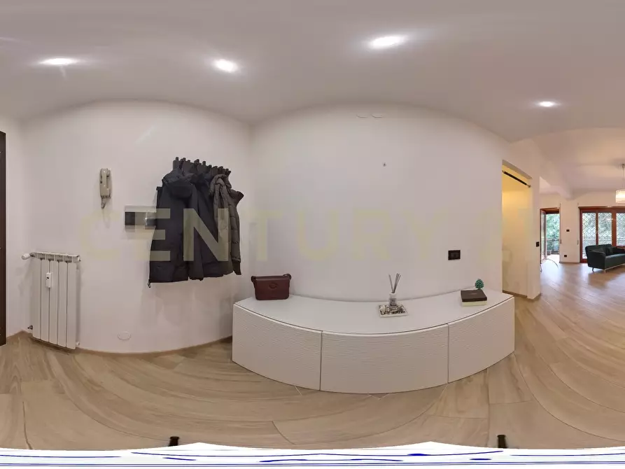 Immagine 34 di Bilocale in affitto  in Via Tomba di Nerone 14 a Roma