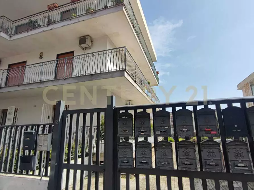 Immagine 1 di Quadrilocale in vendita  in Via Luigi Capuana a Riposto