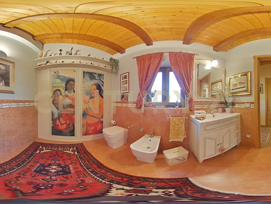 Immagine 11 di Villa in vendita  in Via Brinzio 20 a Aci Catena