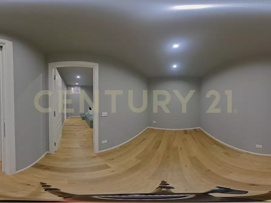 Immagine 25 di Loft/Open space in vendita  in Via dell'Olmata 30 a Roma