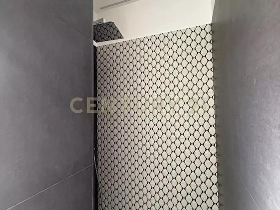 Immagine 55 di Trilocale in affitto  in Via Montecristo 10 a Roma