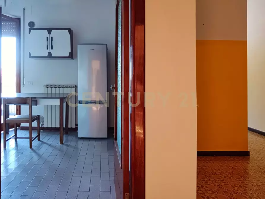 Immagine 8 di Pentalocale in vendita  in Via del Poggiolo 6 a Montalcino