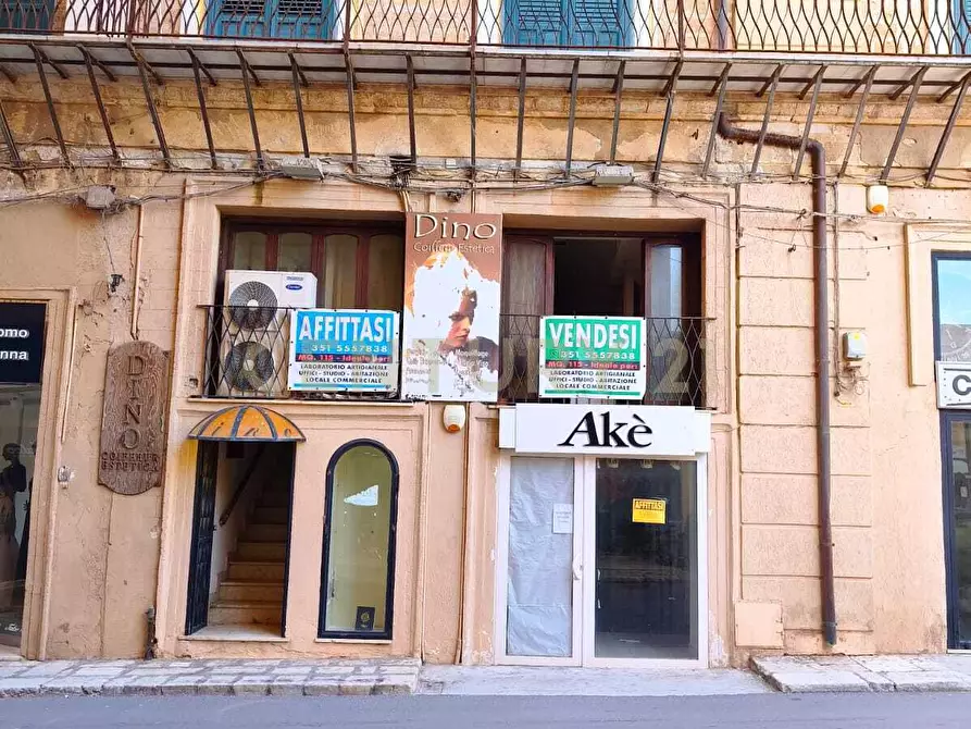 Immagine 22 di Locale commerciale in vendita  in Corso Vittorio Emanuele 12 a Sciacca