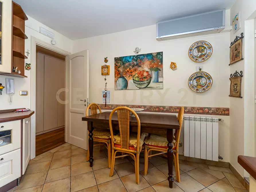 Immagine 31 di Attico in vendita  in Via Salvatore di Franco 5 a Catania