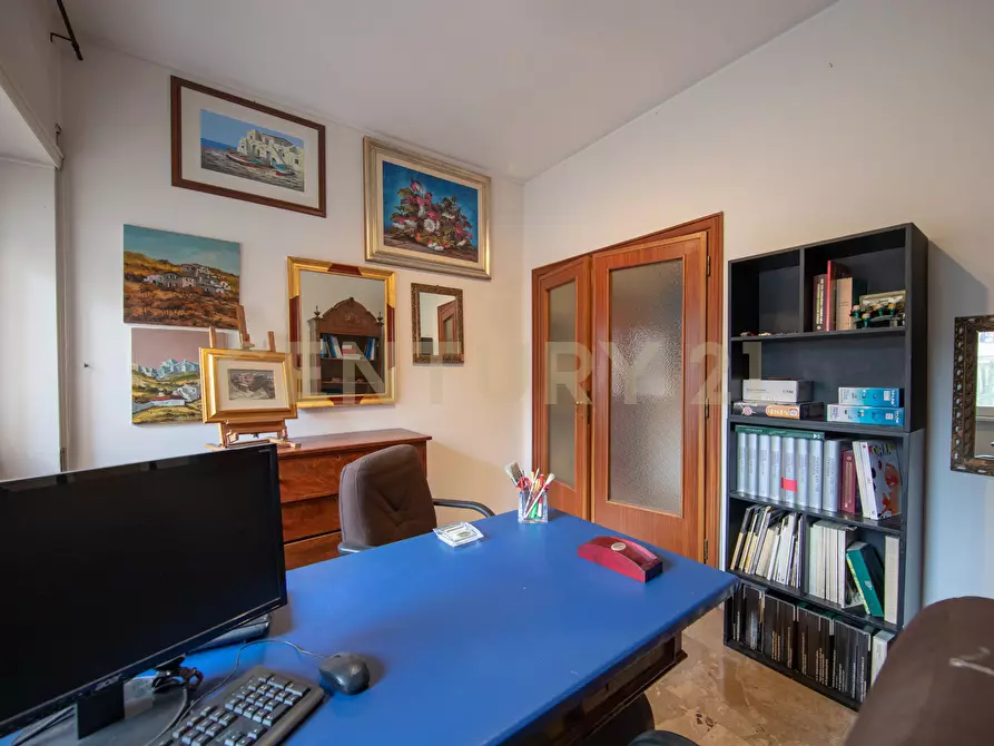 Immagine 8 di Bilocale in vendita  in Via Giovanni Caselli 11 a Roma