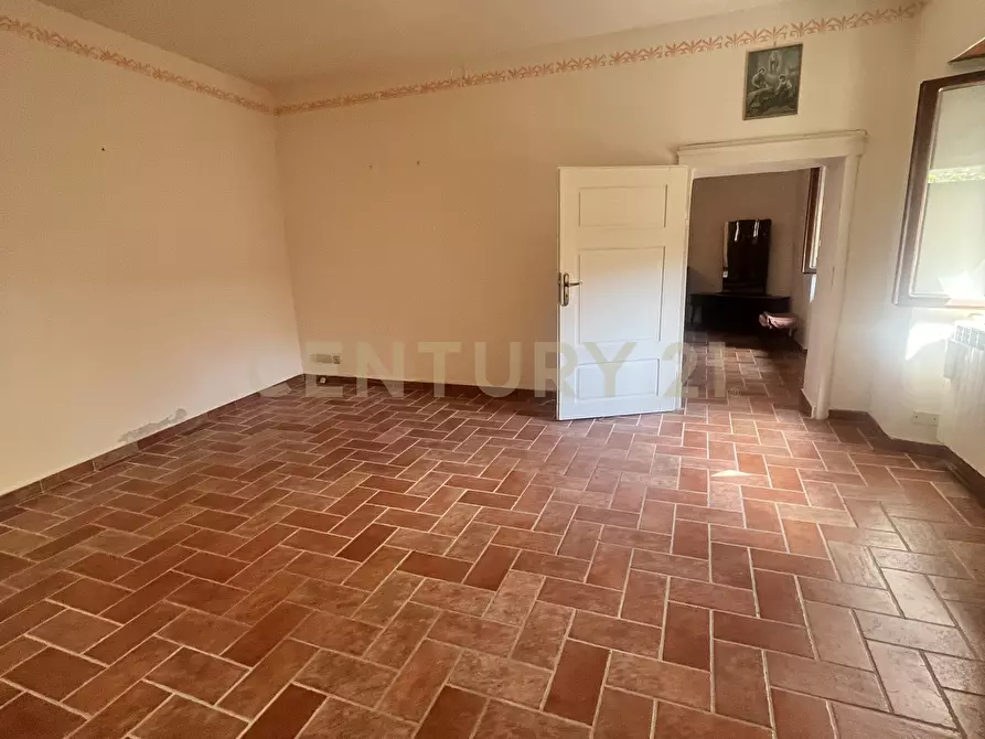 Immagine 6 di Bilocale in vendita  in Via delle Pieve 9 a Semproniano