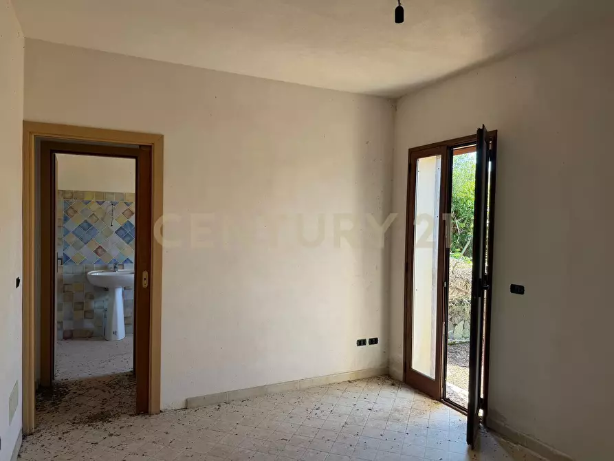 Immagine 12 di Casa semindipendente in vendita  in Via Minichella snc a Lipari