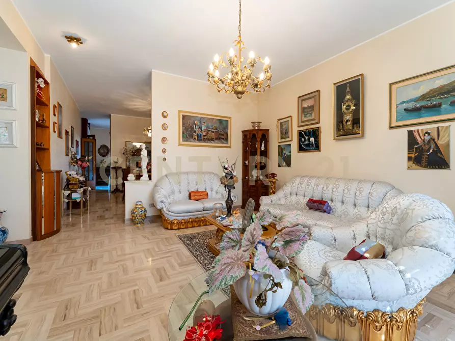 Immagine 71 di Villa in vendita  in Via Ottavia Penna 50 a Caltagirone