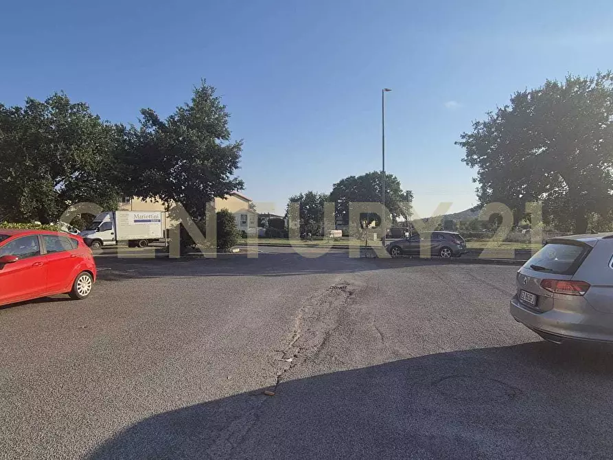 Immagine 3 di Locale commerciale in vendita  in Via Franco Borgo a Civitella Paganico