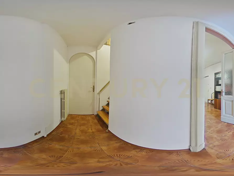 Immagine 54 di Bilocale in affitto  in Via Etnea 299 a Catania