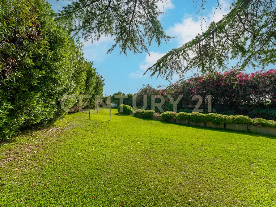 Immagine 9 di Villa in vendita  in Via dei Maceratoi 4 a Acireale