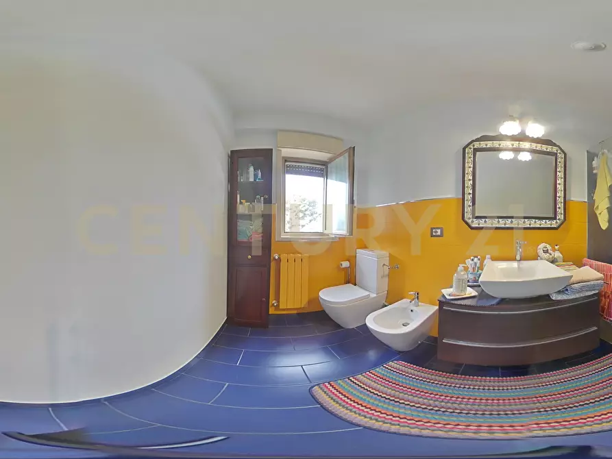 Immagine 60 di Trilocale in vendita  in Via Tremestieri 16 a Mascalucia