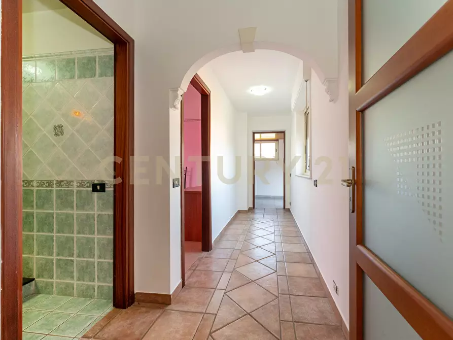 Immagine 45 di Attico in vendita  in Via Finocchiari 12 a Aci Catena