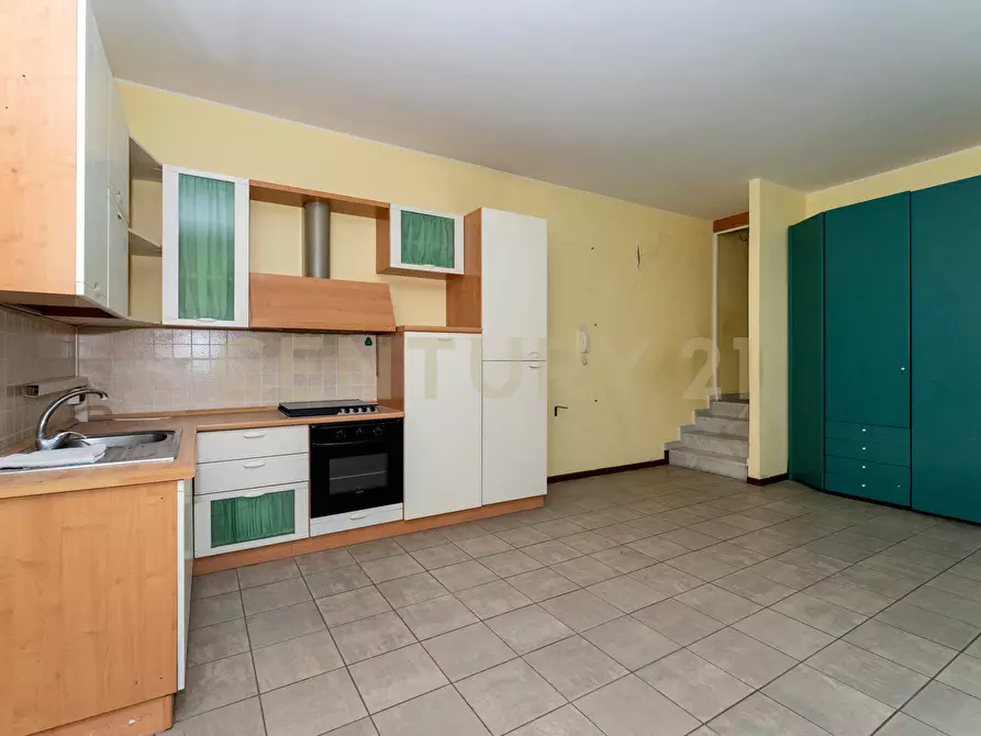 Immagine 30 di Porzione di casa in vendita  in Via degli Ulivi 9 a Tremestieri Etneo
