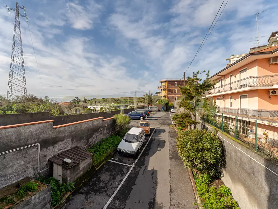 Immagine 27 di Trilocale in vendita  in via salvatore quasimodo 7 a Gravina Di Catania