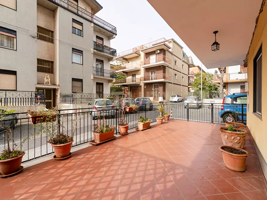 Immagine 2 di Pentalocale in vendita  in Via Goffredo Mameli 4 a Belpasso